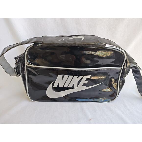Vintage Nike Patent Leather Look Black Silver Messenger Gym Soccer Shoulder Bag - Picture 1 of 16